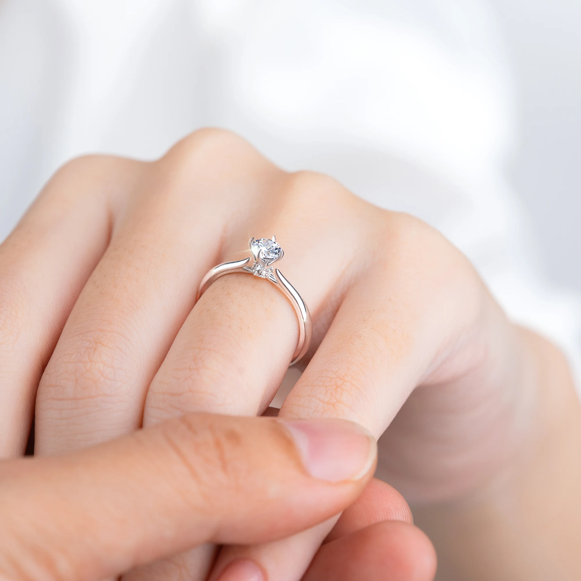 Nhẫn đính hôn Kim cương Solitaire Tiny Bouquet NCH1310 6